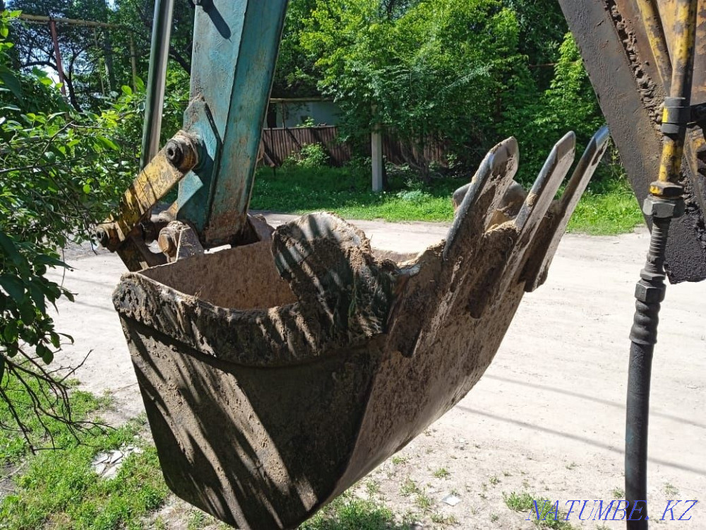 excavator loader  - photo 5