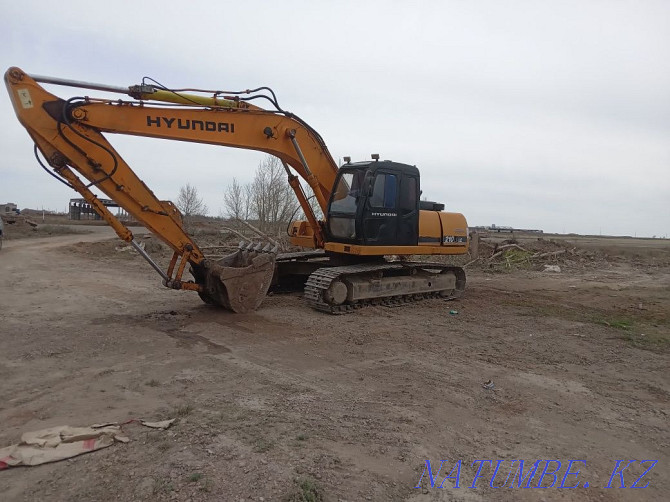 Sell excavator HYUNDAI 210  - photo 1