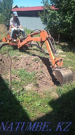 The mini excavator is not for sale depth of 1.5 meters trench, pit  - photo 2