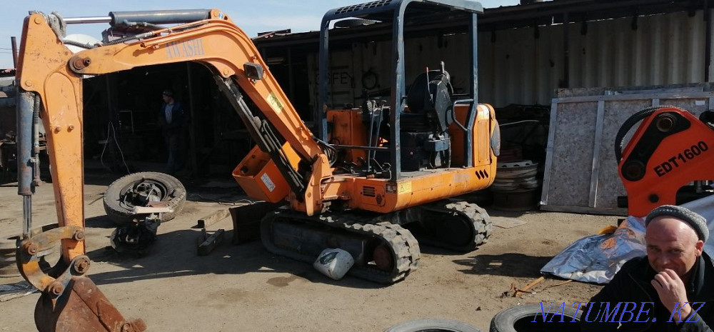 Avashi mini excavator Ust-Kamenogorsk - photo 1