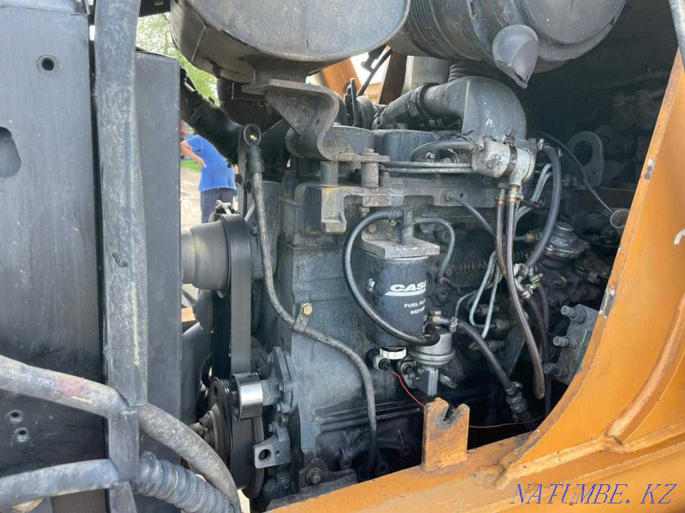 Backhoe Loader Case 580 super R Almaty - photo 8
