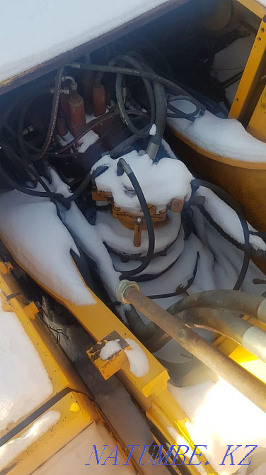 Sell excavator Жарсуат - photo 3