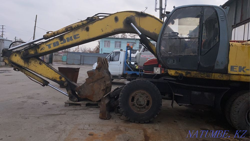 Экскаватор ТВЭКС ЕК 18 Костанай - изображение 1