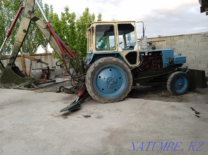 Excavator Yumz Satylady  - photo 1