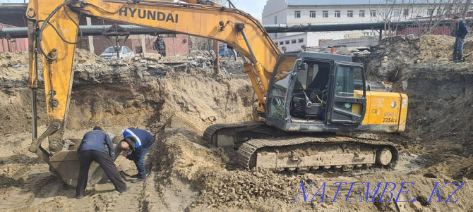 Hyndai Crawler Excavator for sale Semey - photo 5