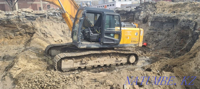Hyndai Crawler Excavator for sale Semey - photo 2