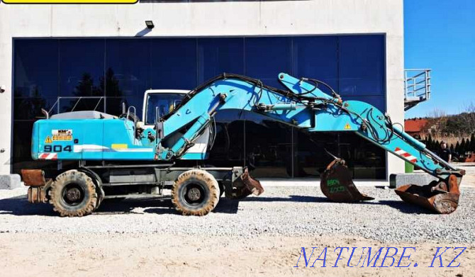 LIEBHERR A904C wheel excavator Astana - photo 1