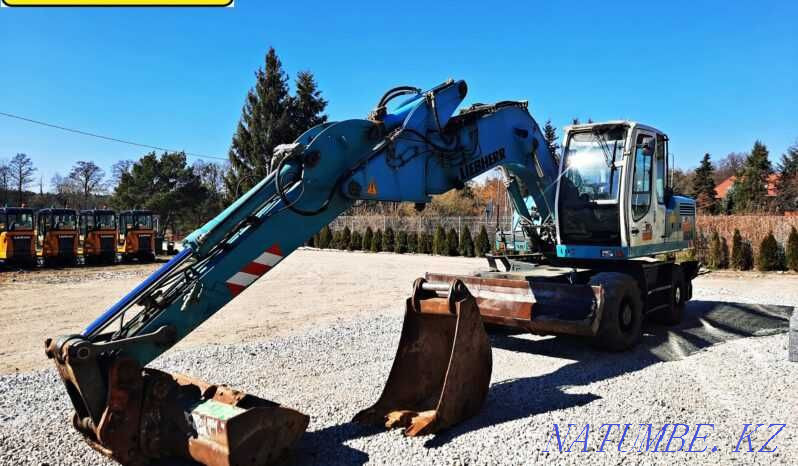 LIEBHERR A904C дөңгелекті экскаватор  Астана - изображение 3