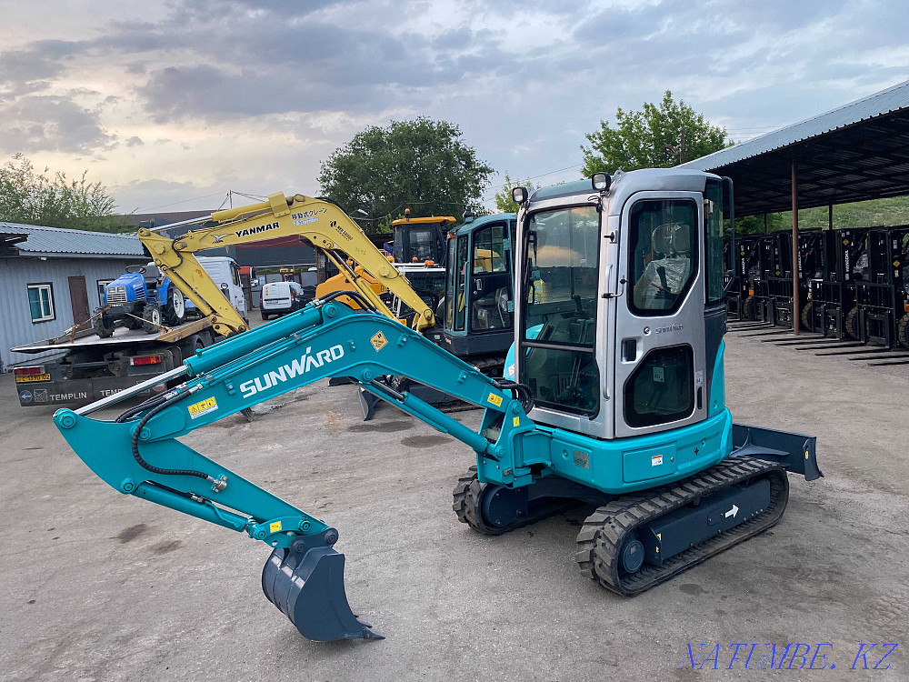 Экскаватор Sunward 30UB 2014 года Алматы - изображение 3