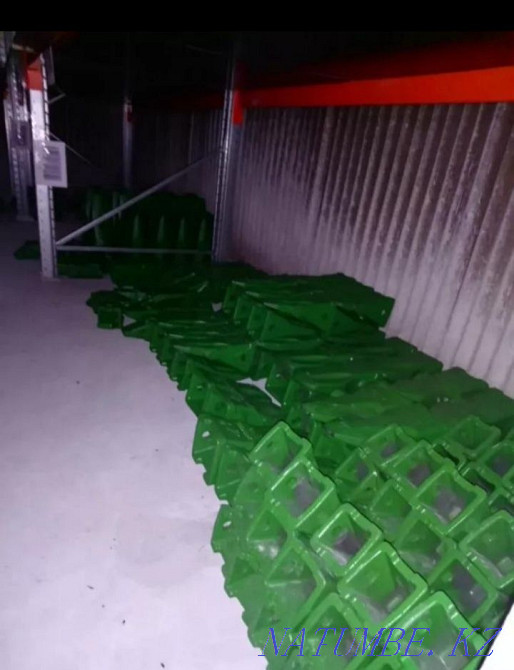 Crowns, adapters, teeth, side cutters, clamps Almaty - photo 2