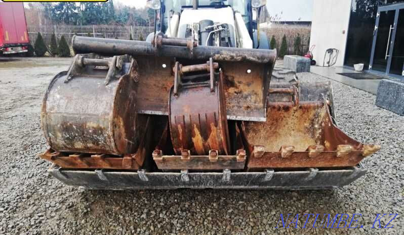 экскаватор погрузчик TEREX 880 Астана - изображение 5