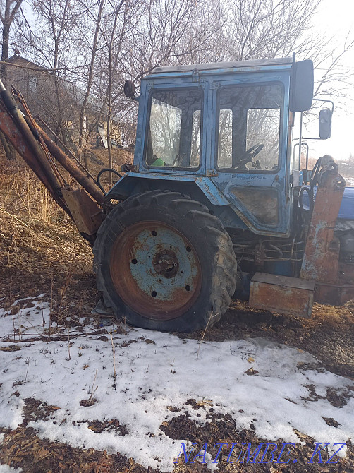 Трактор экскаватор  - изображение 3