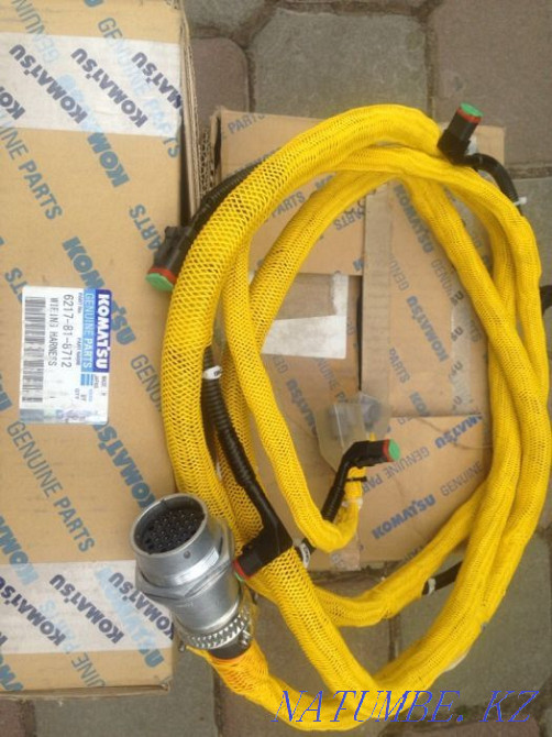 Запчасти на экскаватор коматсу Каменка - изображение 1