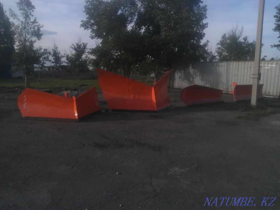 отвал поворотный на фронтальный погрузчик Костанай - изображение 4