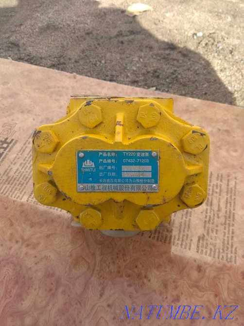 Hydraulic pump for bulldozer SD16 Kapshagay - photo 2