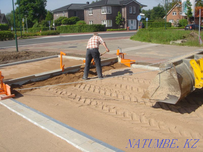 Paving blocker, curb. Astana - photo 2