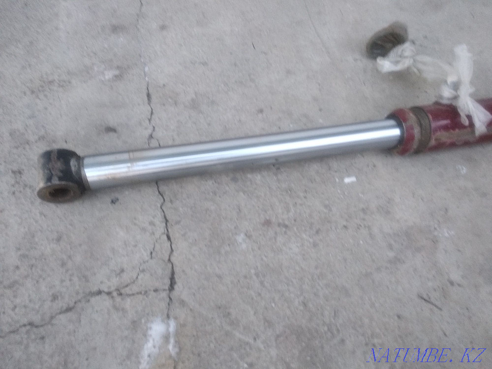 штангалы гидравликалық цилиндр 40 ұзындығы 1м80см манипуляторға арналған кинескоп  - изображение 1