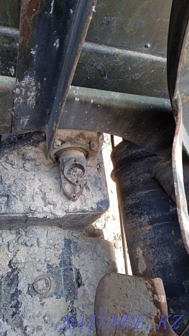 Kraz military 6754 km probek the pumping itself works. Career stock ball.  - photo 5