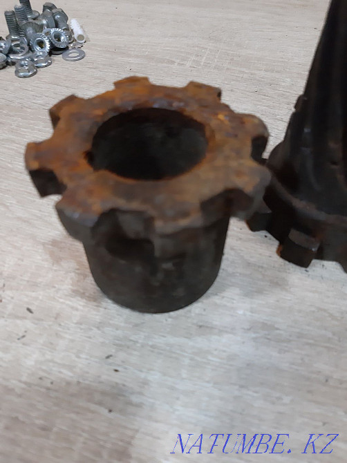 Поворотный редуктор вал Астана - изображение 2