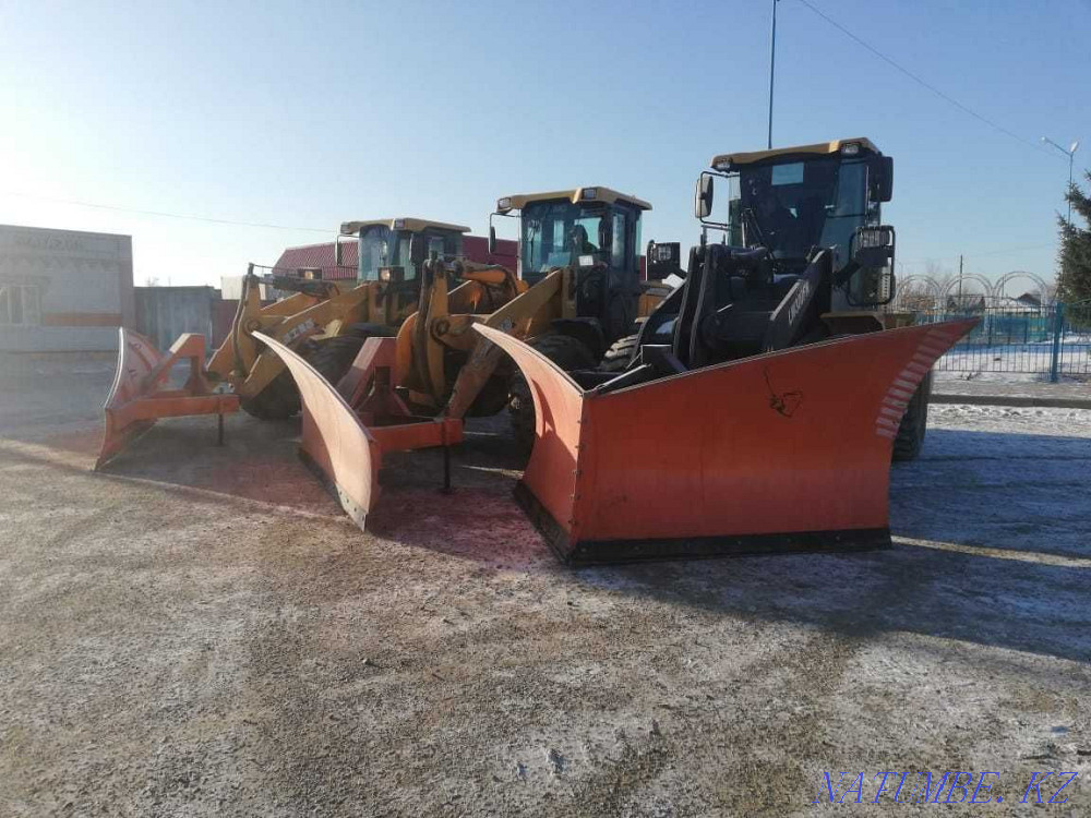 I will sell a snow plow for a front loader 5 tons side oblique Astana - photo 8