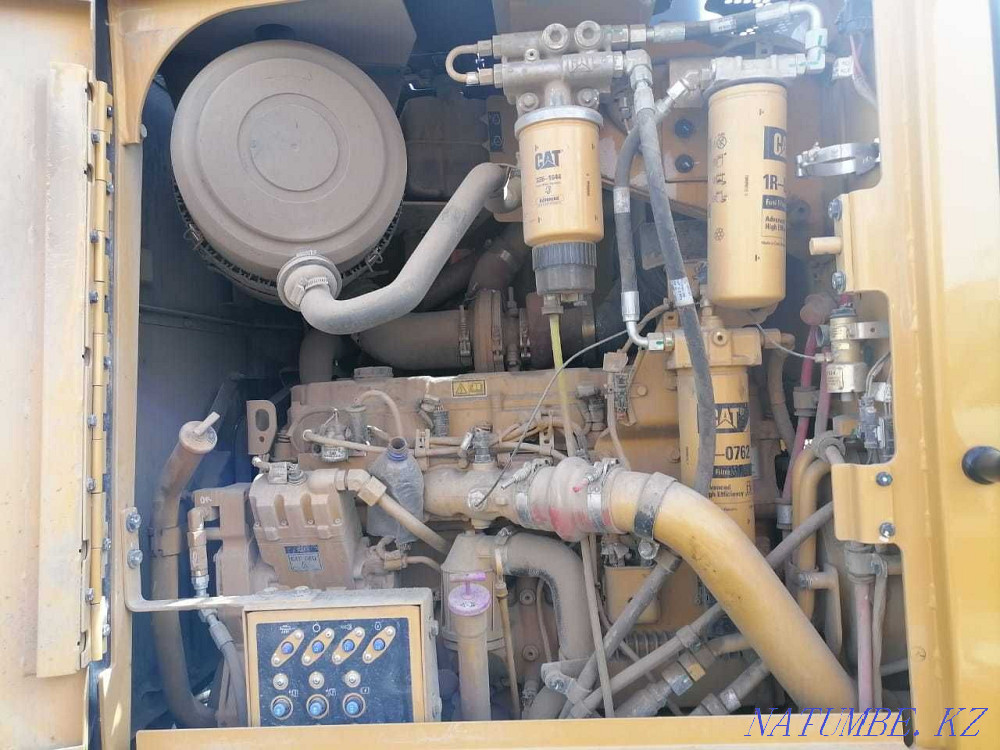 Б/У Автогрейдер Cat 140M Алматы - изображение 8