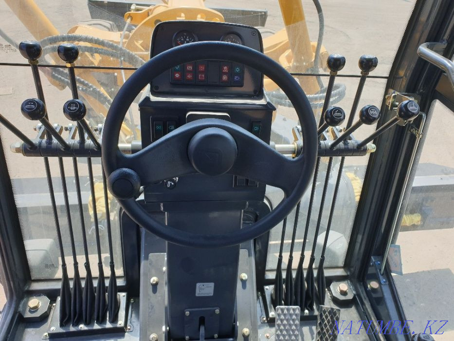 Автогрейдер LiuGong 4215 4 WD Шымкент - изображение 8