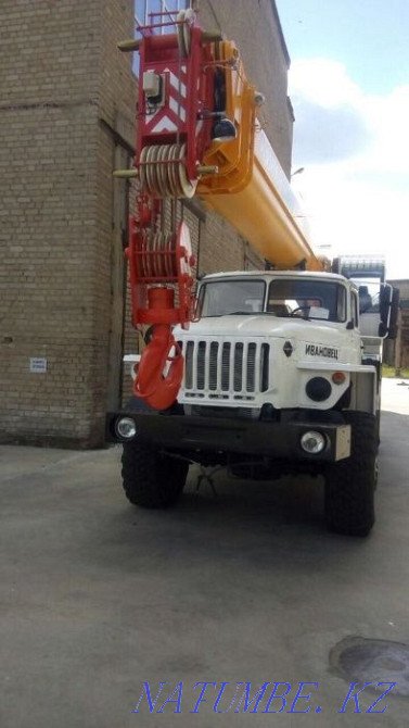Truck crane 25 tons Almaty - photo 1