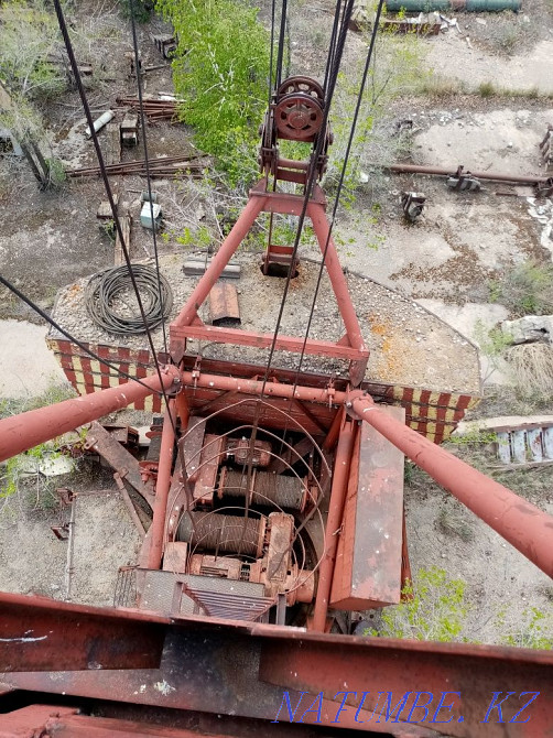 Мұнара краны KB 100, кранның ұшу-қону жолағы бар  Астана - изображение 8