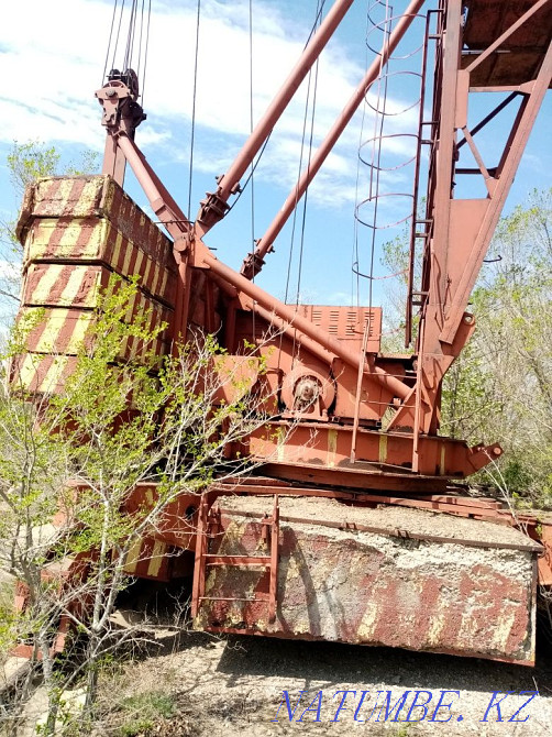 Мұнара краны KB 100, кранның ұшу-қону жолағы бар  Астана - изображение 4