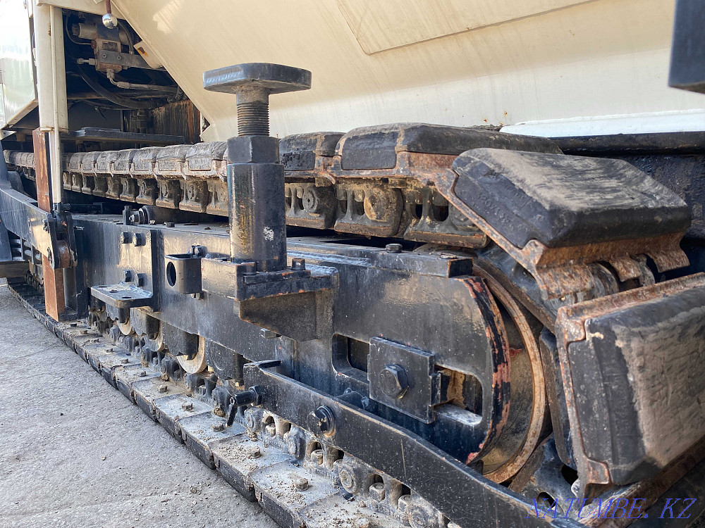 Асфальтоукладчик ZOOMLION DTU90D Алматы - изображение 8