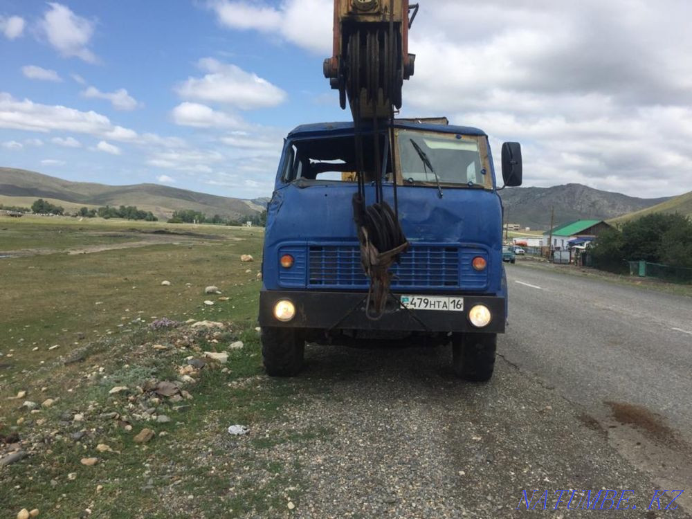 Крановая установка базе Маз Усть-Каменогорск - изображение 1