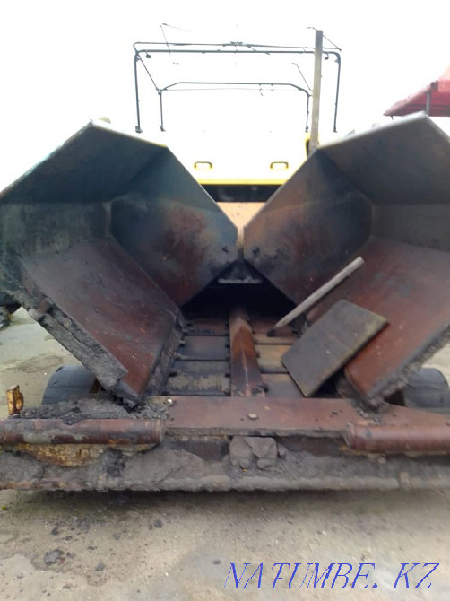 Special equipment, asphalt paver Almaty - photo 8