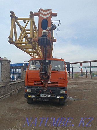 50ton truck crane  - photo 2