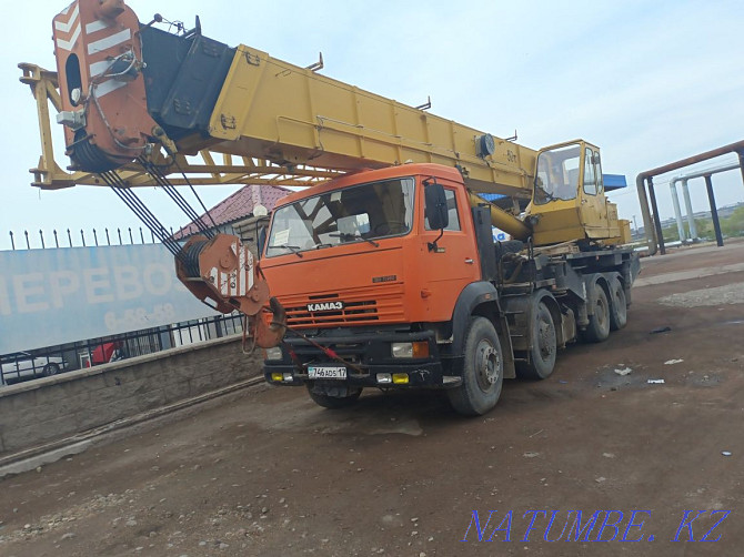 50ton truck crane  - photo 1