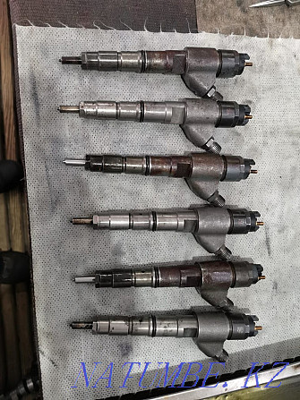 Sell common rail diesel injectors  - photo 1