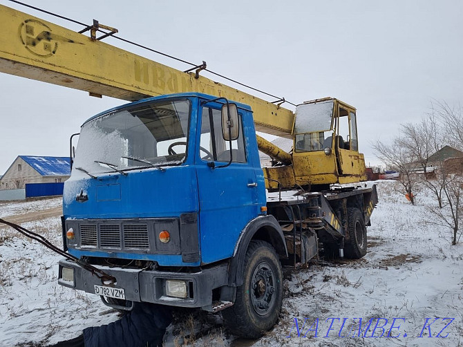 Sell truck crane MAZ  - photo 2