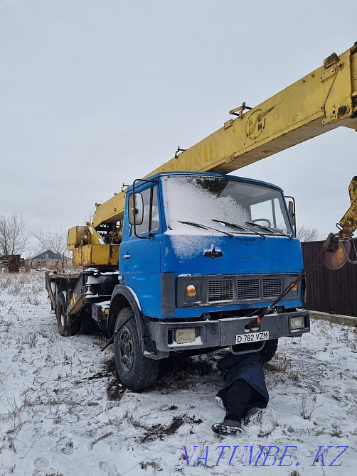 Sell truck crane MAZ  - photo 1