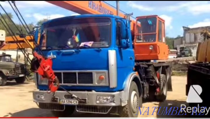 Truck crane services  - photo 8