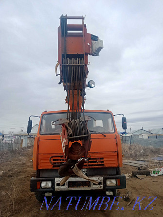 truck crane Galician 25 tons in excellent condition Aqtobe - photo 2