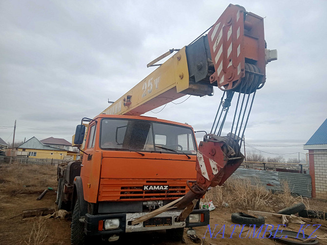 truck crane Galician 25 tons in excellent condition Aqtobe - photo 1