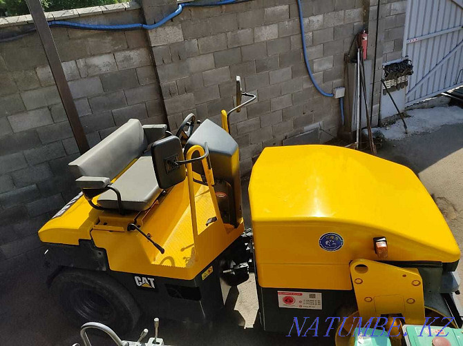 Combined roller CATERPELLAR CB-335D Almaty - photo 4