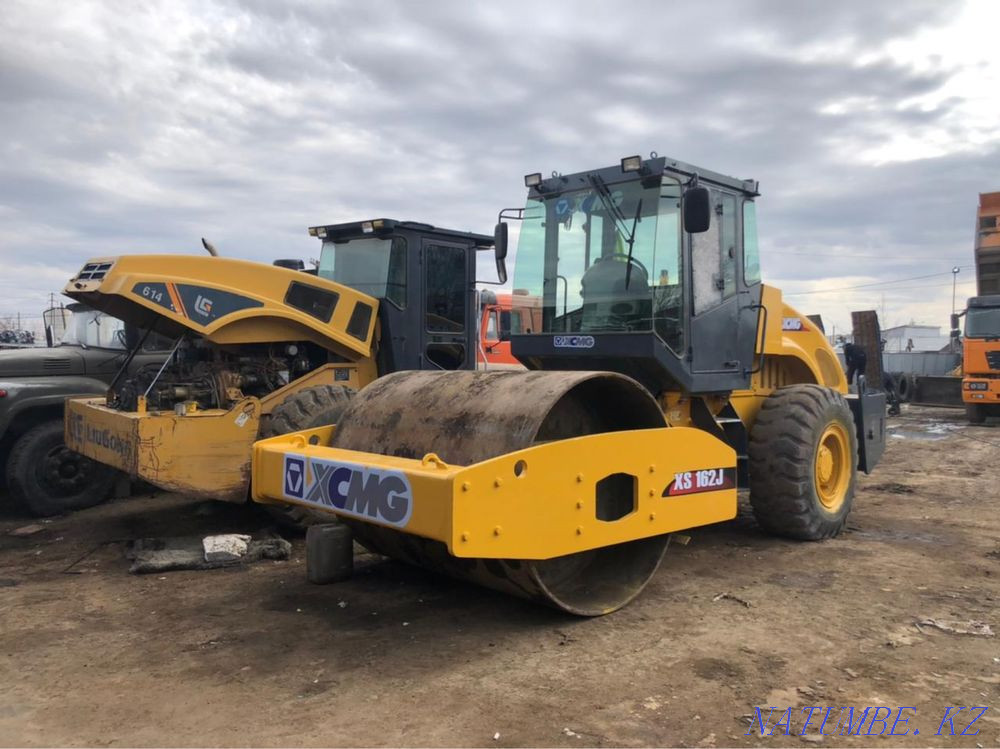 Дорожный каток XS162J Астана - изображение 1