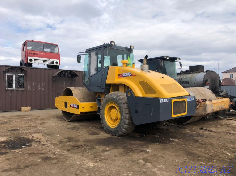 Дорожный каток XS162J Астана - изображение 2