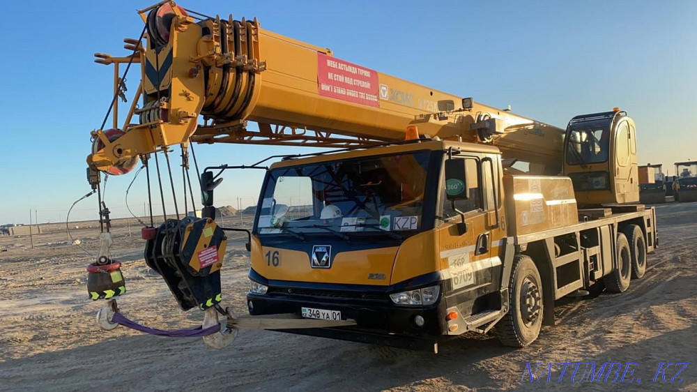 I will sell the Truck crane 25t  - photo 1