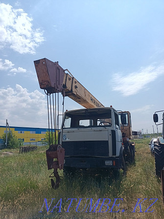 I will sell the truck crane MAZ 16 t 18m 2002 Oral - photo 3