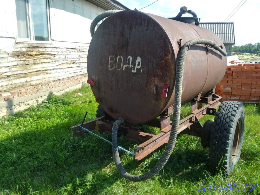 Металическая бочка для воды на колесах  - изображение 2