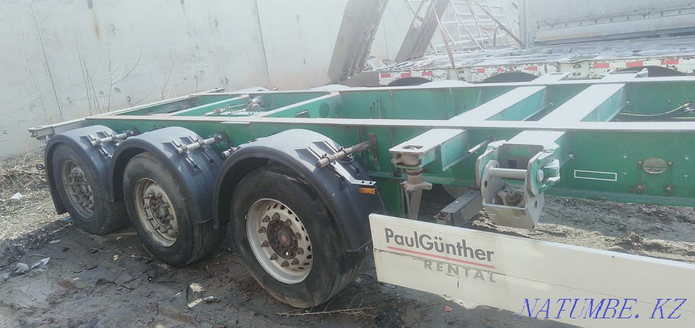 I am selling a container ship.  - photo 4