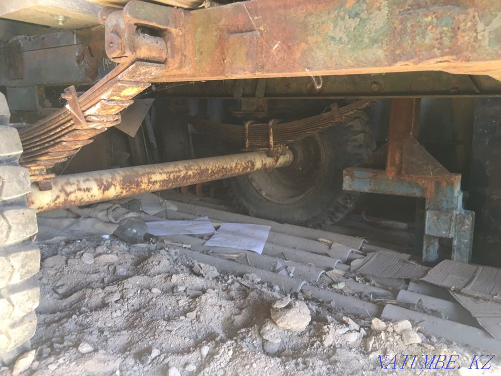 trailer frame  - photo 3