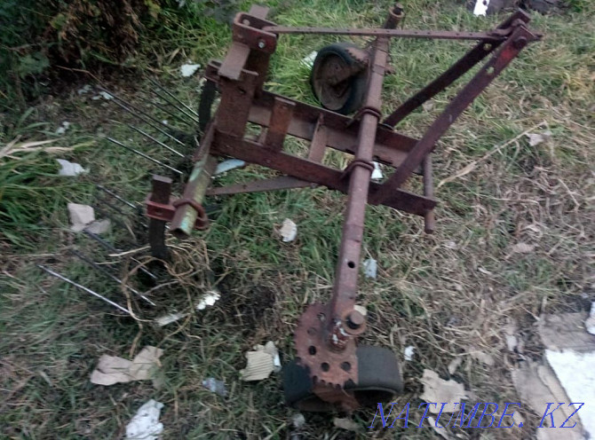 Plow, potato digger.  - photo 6