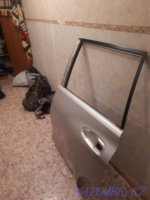 rear door prado  - photo 3